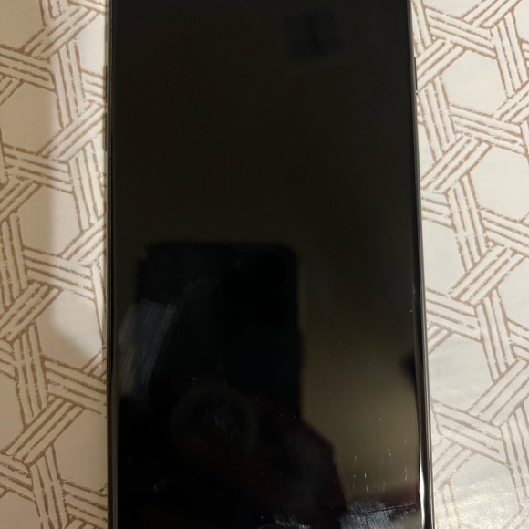 Iphone 8 Plus READ - Picture 5 of 14